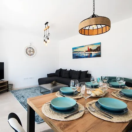 Lujoso Piso Con Jardin Privado A Dos Minutos Andando De La Playa Alamos Apartamento Torremolinos