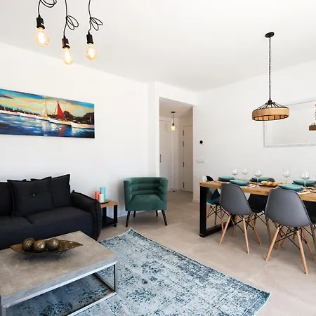 Lujoso Piso Con Jardin Privado A Dos Minutos Andando De La Playa Alamos Apartamento *