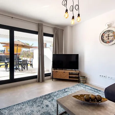 Apartamento Lujoso Piso Con Jardin Privado A Dos Minutos Andando De La Playa Alamos Torremolinos