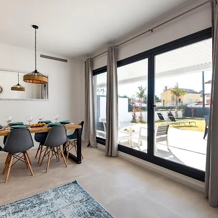 Apartamento Lujoso Piso Con Jardin Privado A Dos Minutos Andando De La Playa Alamos Torremolinos